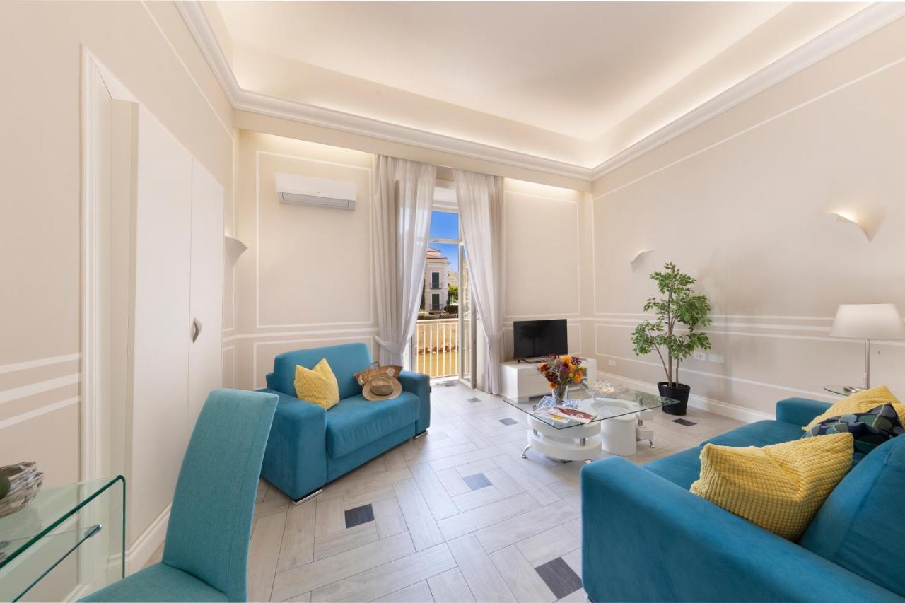 Yourhome - Royal Blue Suite ソレント エクステリア 写真